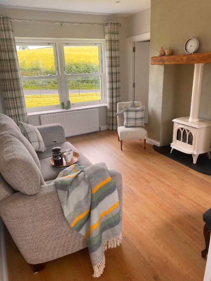 The Gate Lodge At Dunnanew - 4 Star- Sleeps 5 Seaforde ภายนอก รูปภาพ